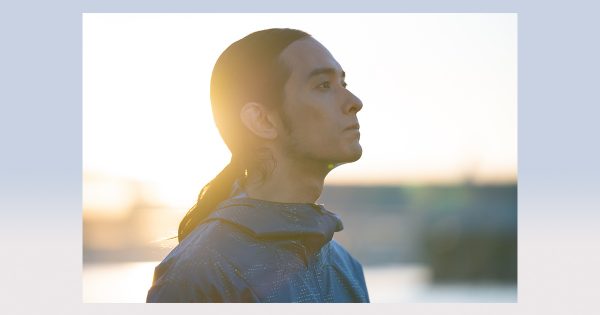 アシックス「#LiveUplifted」スポーツと心のつながりを描くブランドキャンペーン