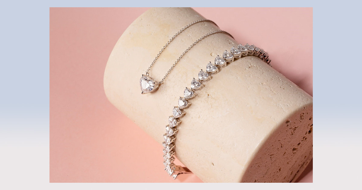 人工合成石「モアサナイト」ジュエリーのD2Cブランド立ち上げで考えた