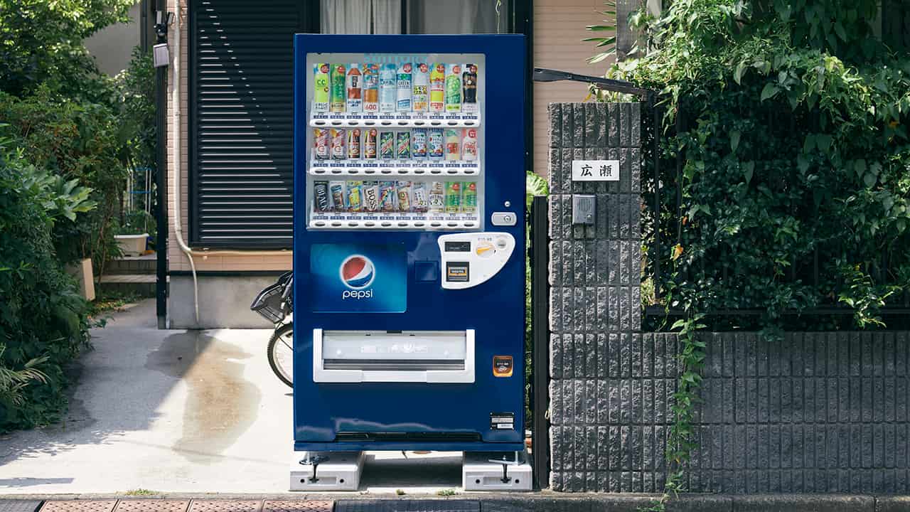 サントリー「あの夏休み自販機」はどう生まれたか 徹底した没入体験