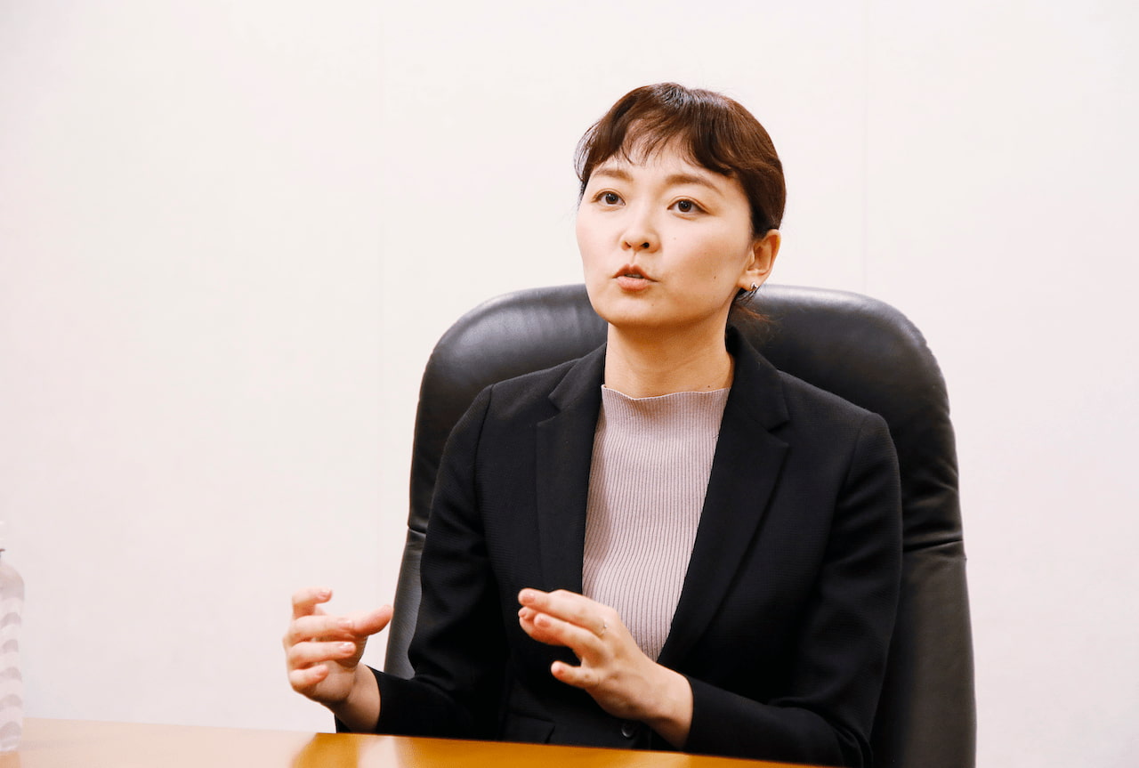 写真 人物 伊藤里彩子 氏
