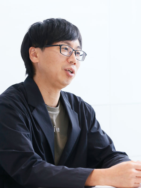 写真 人物 伊藤亮佑 氏