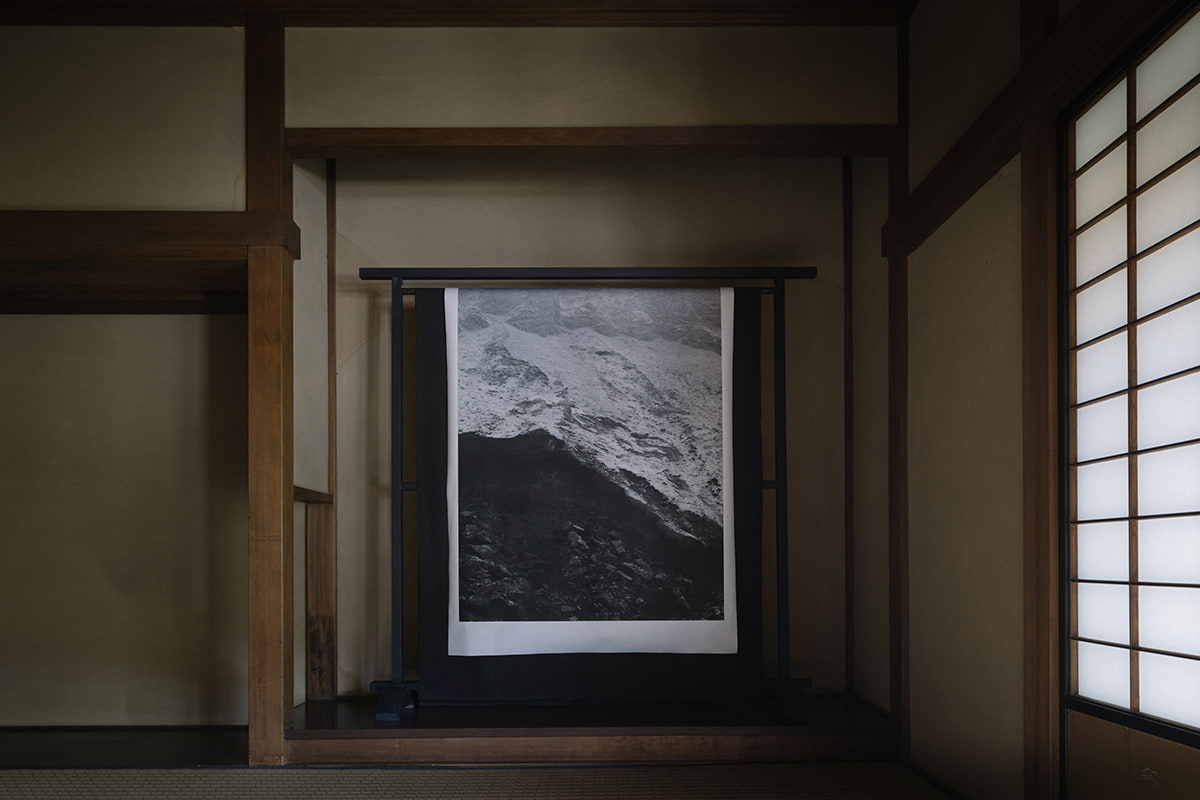 旧朝倉家住宅で開催中の「FOSS Satellite Exhibition Mikiya Takimoto」