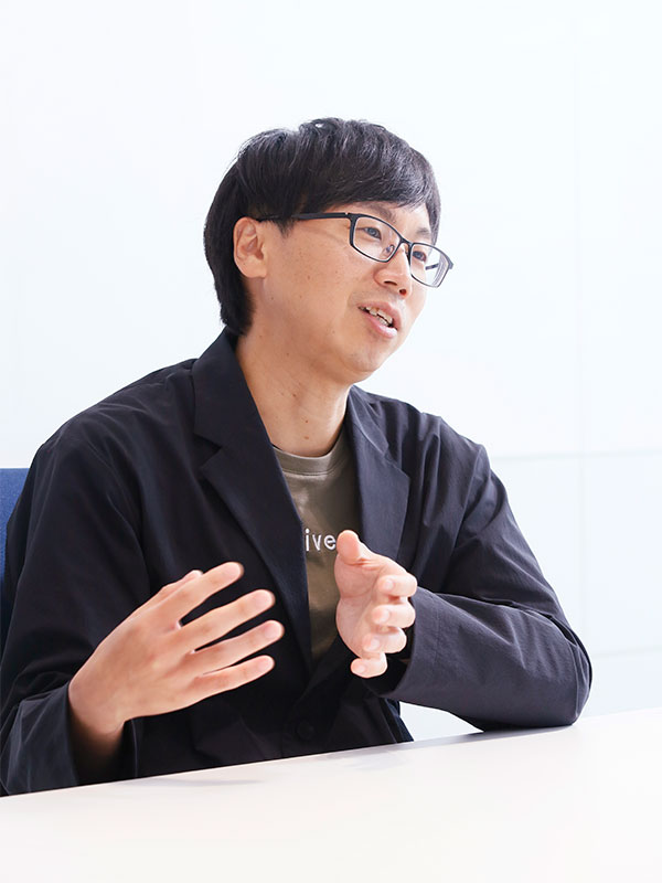 写真 人物 伊藤亮佑 氏