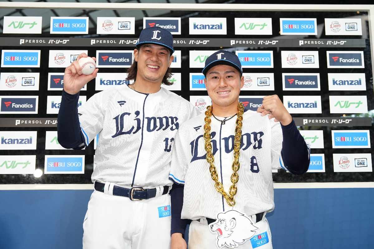 累計1万個超売れた！ライオンズの「クソデカネックレス」が“語られる