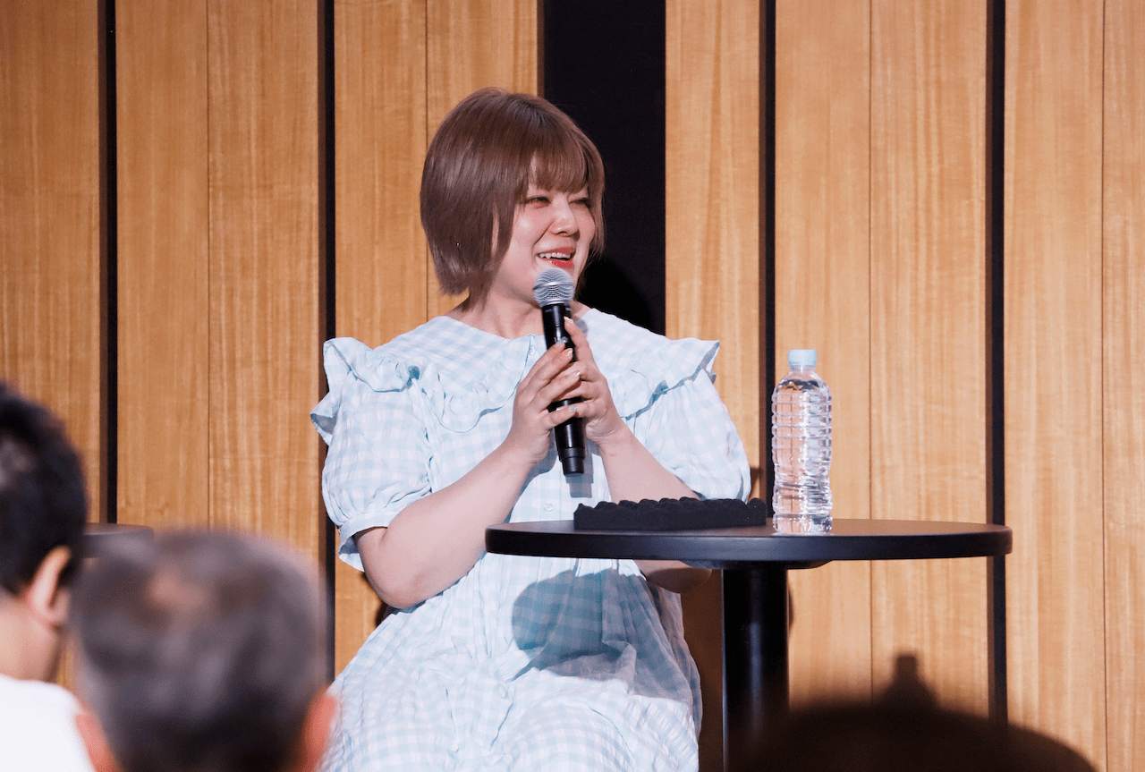 写真 人物 サンリオ デザイン本部デザイン統括部アソシエートアートディレクター 相内清香 氏