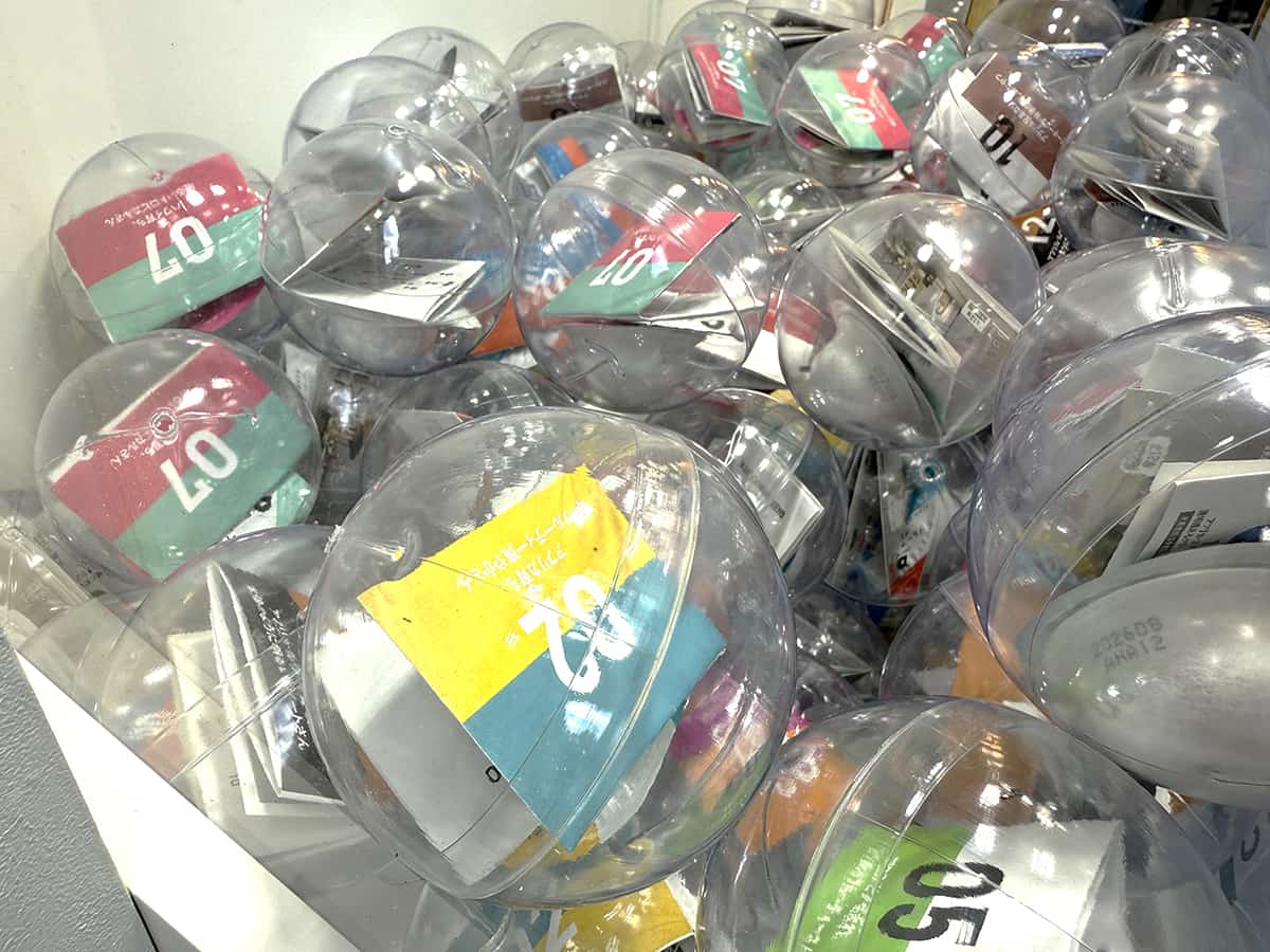 ガチャには味わいの異なる12種類のフレーバーが入っている。