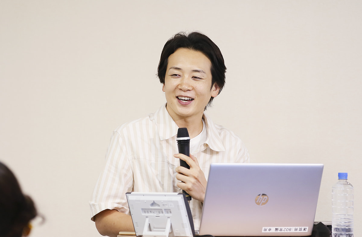 写真 人物 MMOL Holdings 代表取締役/CEO 河野貴伸 氏