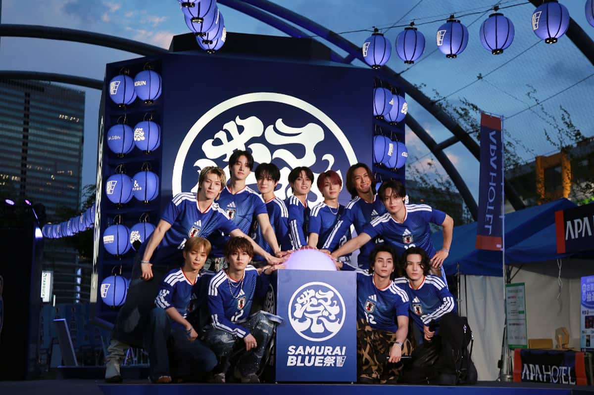 写真 SAMURAI BLUE祭 点灯式の様子