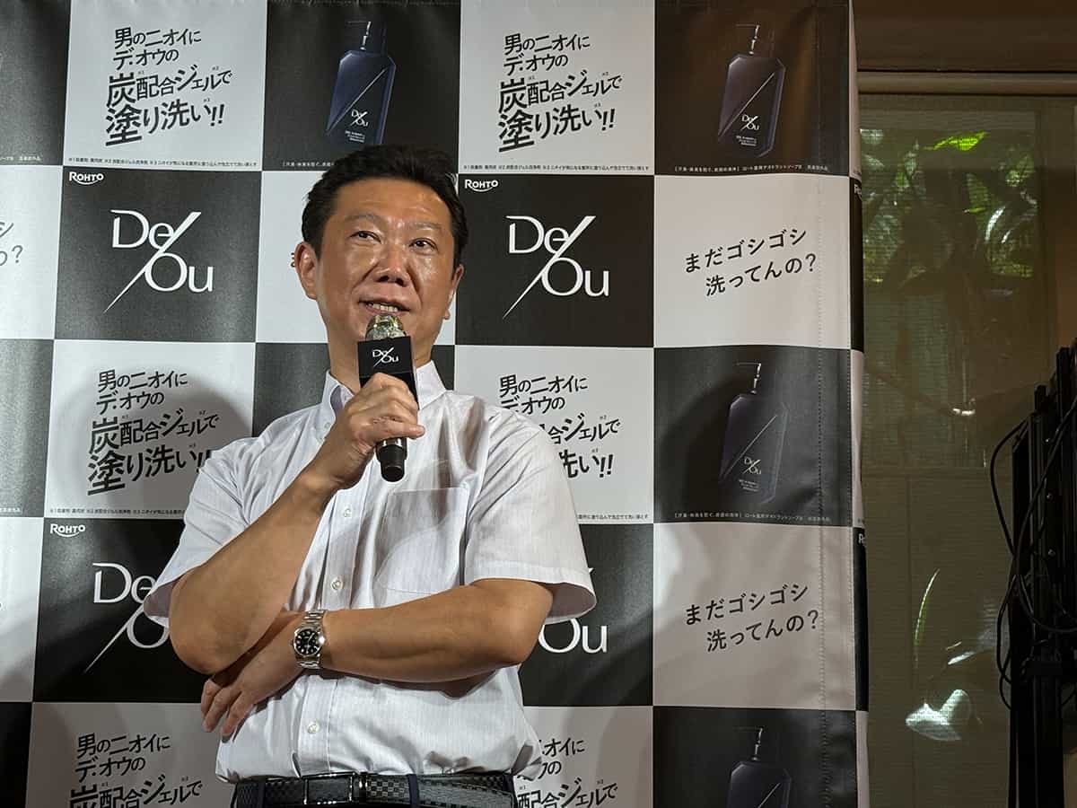 登壇した佐伯氏。