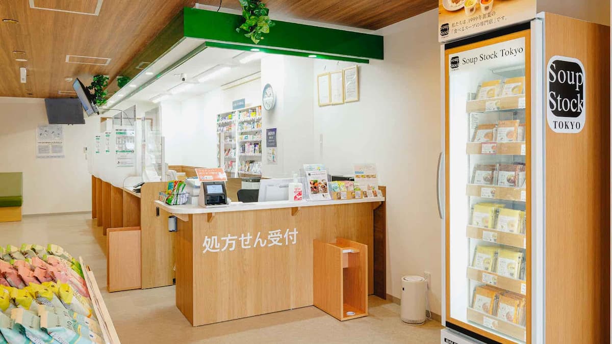 写真 薬局でのSoup Stock Tokyoの商品